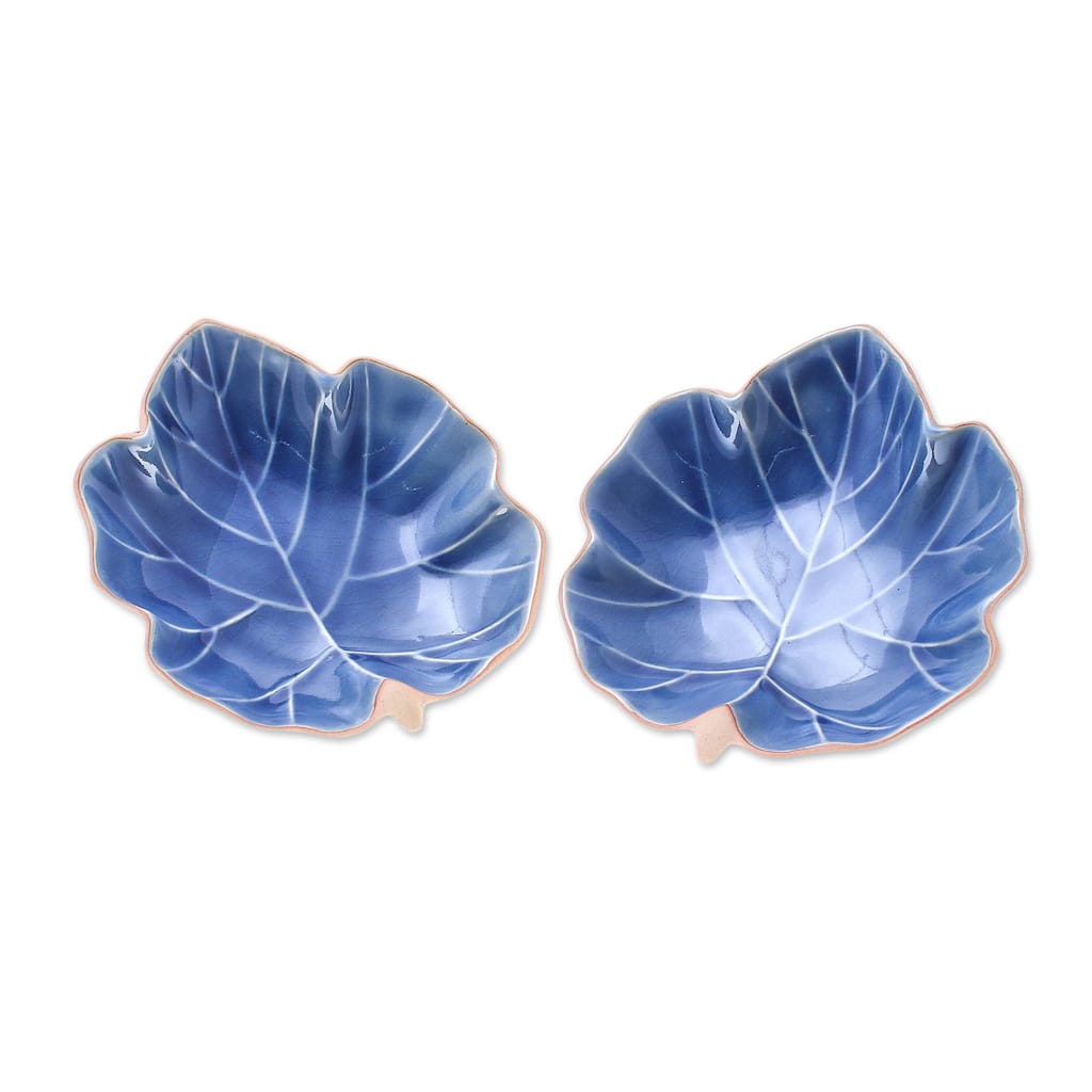 Novica Handmade Ivy Leaves Ceramic Serving Bowls (Pair)