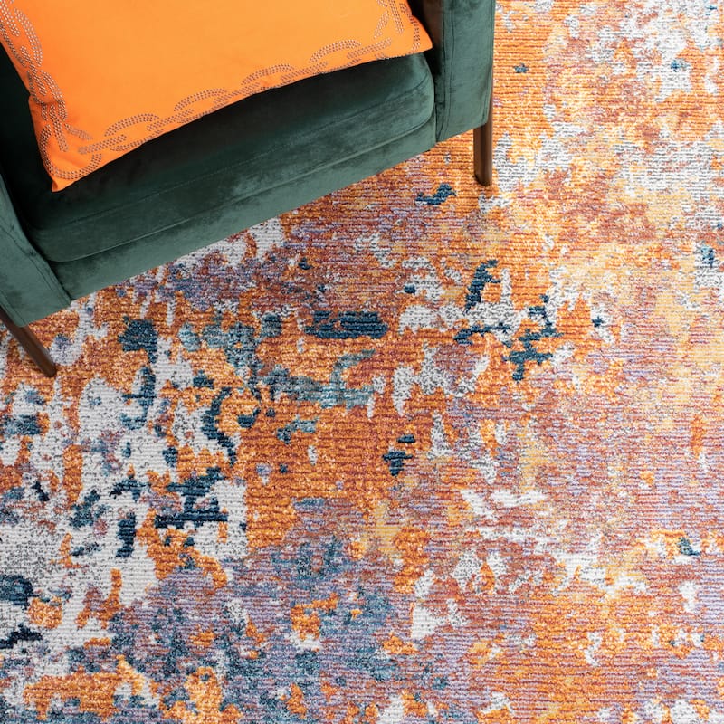 SAFAVIEH Crystal Theofania Modern Abstract Distressed Rug