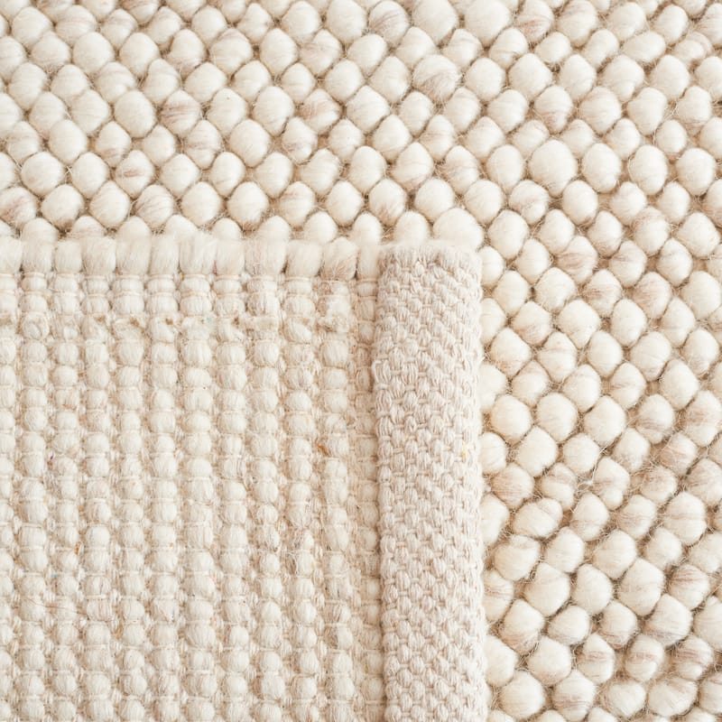 SAFAVIEH Handmade Natura Eduina New Zealand Wool Rug