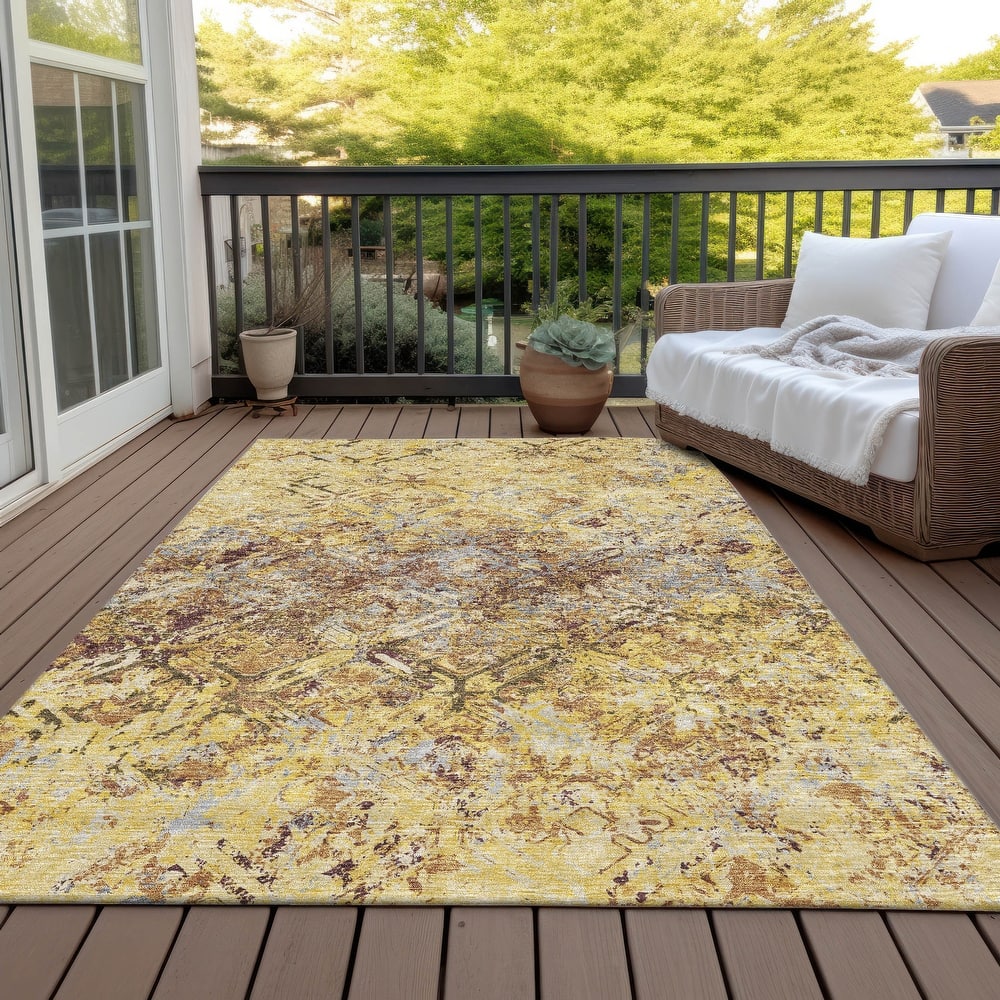 Machine Washable Indoor/ Outdoor Chantille Diamonds Distressed Rug