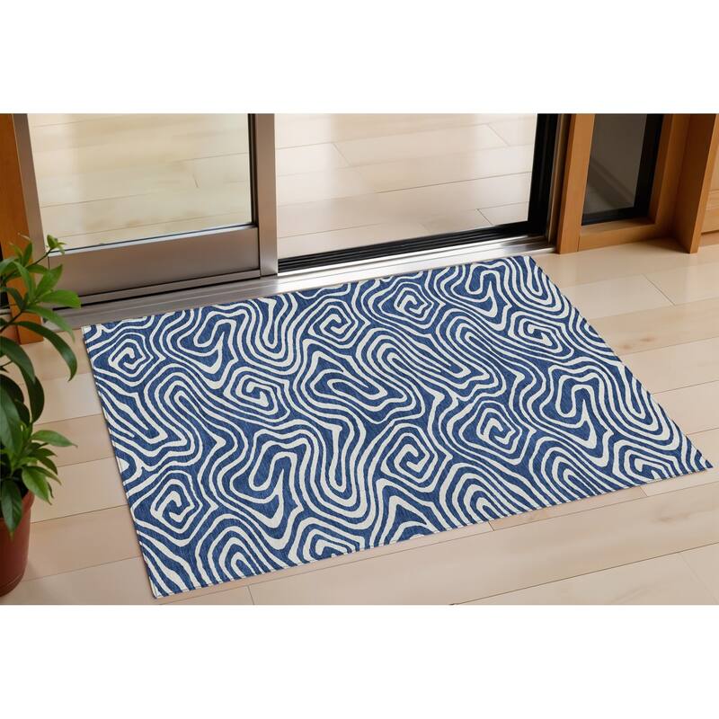 HomeRoots Abstract Transitional Rectangle Outdoor Rug - 3' x 5'