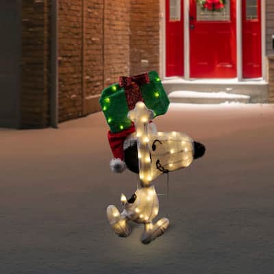 32" Lighted Peanuts Snoopy with Present Christmas Outdoor Yard Decoration