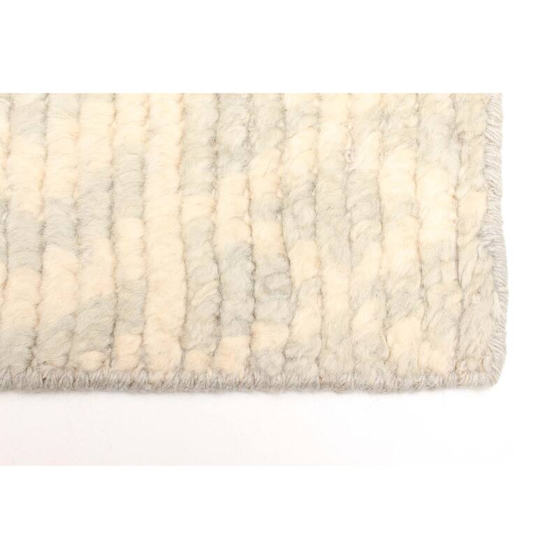 ECARPETGALLERY Hand-knotted Tangier Light Green Wool Rug - 5'2 x 7'9