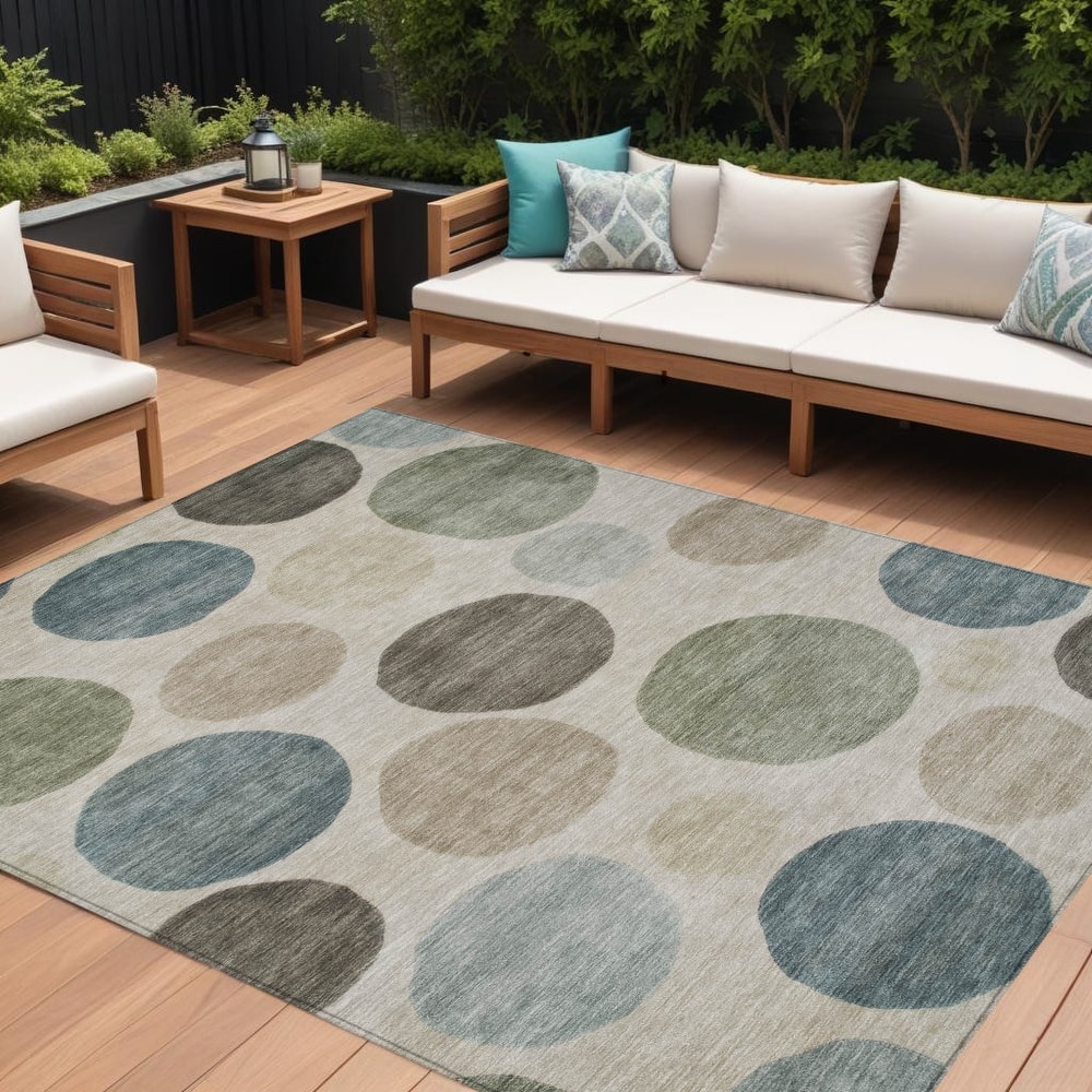 HomeRoots Geometric Transitional Rectangle Outdoor Rug