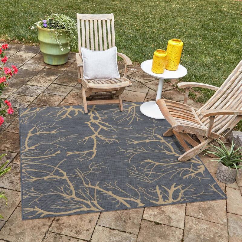 Outdoor Turgh Collection Area Rug
