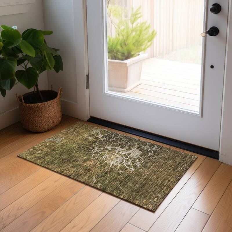 Machine Washable Indoor/ Outdoor Chantille Modern Floral Rug - Chocolate - 1'8" x 2'6"