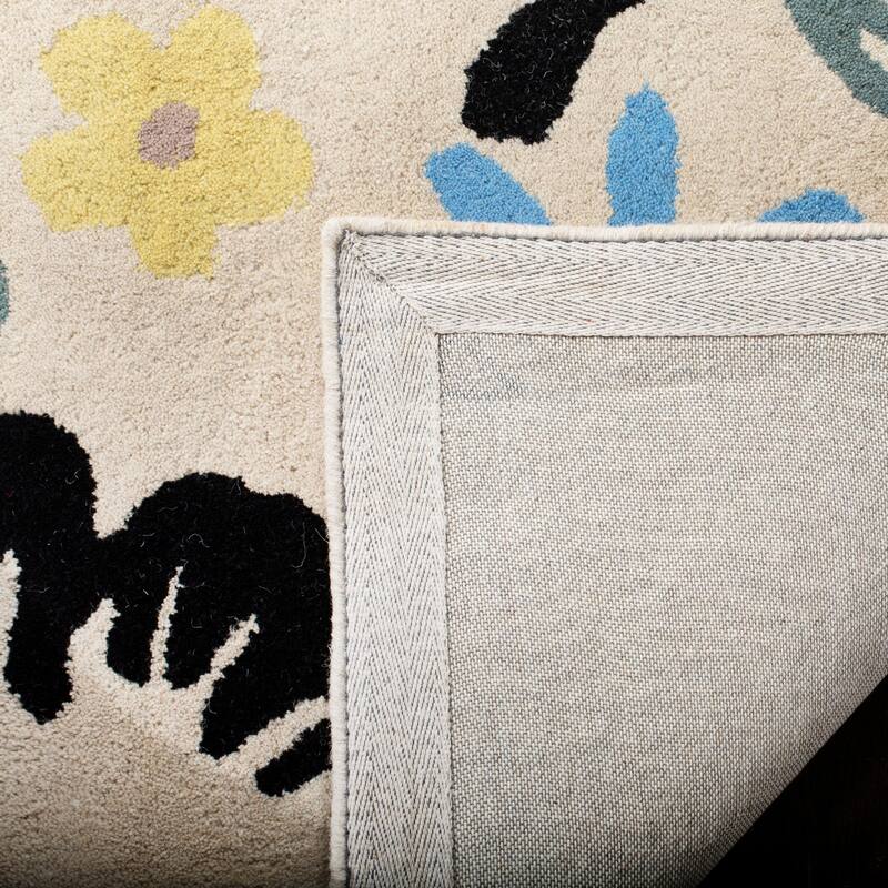 SAFAVIEH Handmade Soho Nereida Garden N.Z. Wool Rug