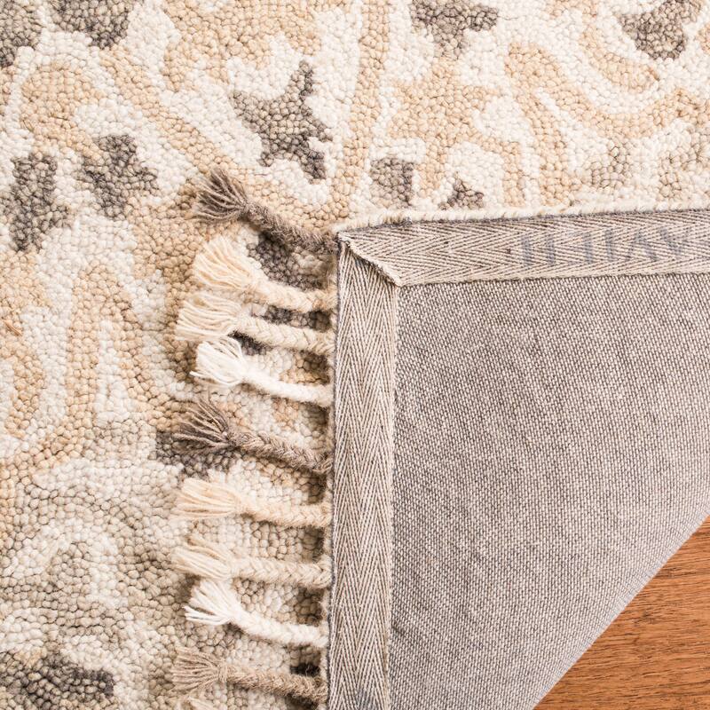 SAFAVIEH Handmade Blossom Misaki Modern Floral Wool Rug