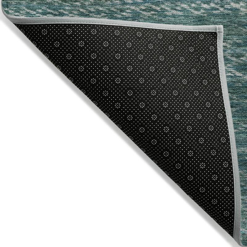 Machine Washable Indoor/Outdoor Modern Trellis Chantille Rug