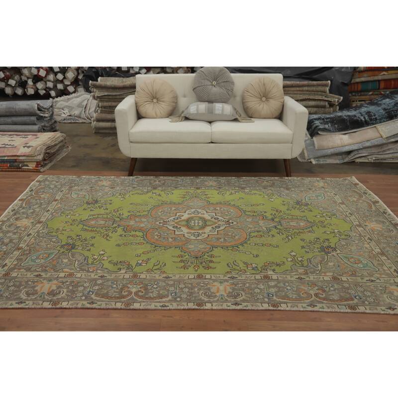 Hand Knotted Oriental 100% Wool Carpet Traditional Floral Green Tabriz Area Rug - 9' 1'' X 6' 1''