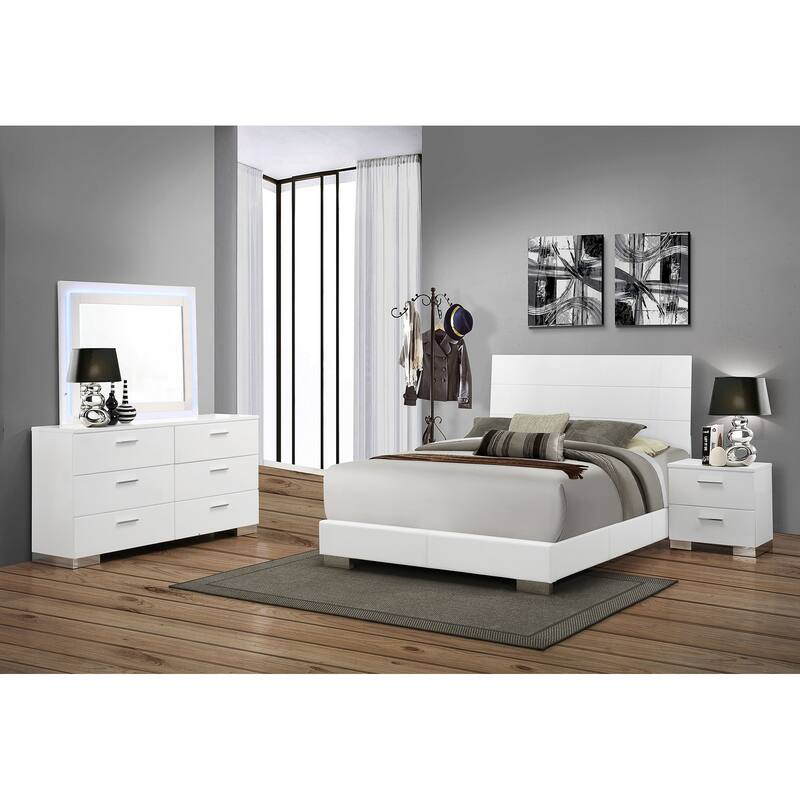 Dulcey White High Gloss 4-piece Queen Bedroom Set