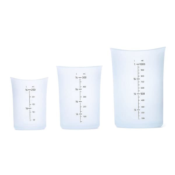 https://ak1.ostkcdn.com/images/products/is/images/direct/c3284f965b38c769afae2a95257594595af8a639/iSi-Silicone-Measuring-Cup-Set-%28Set-of-3%2C-1C%2C-2C%2C-4C-Capacity%29.jpg?impolicy=medium