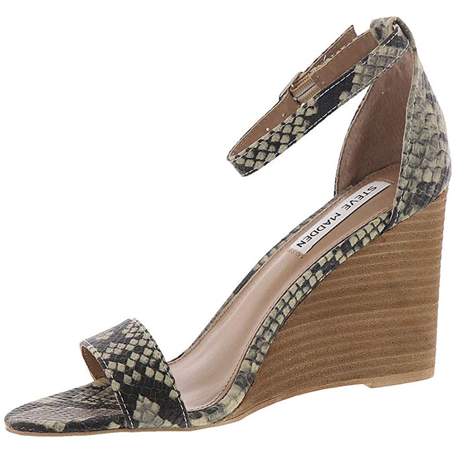 steve madden mary sandal