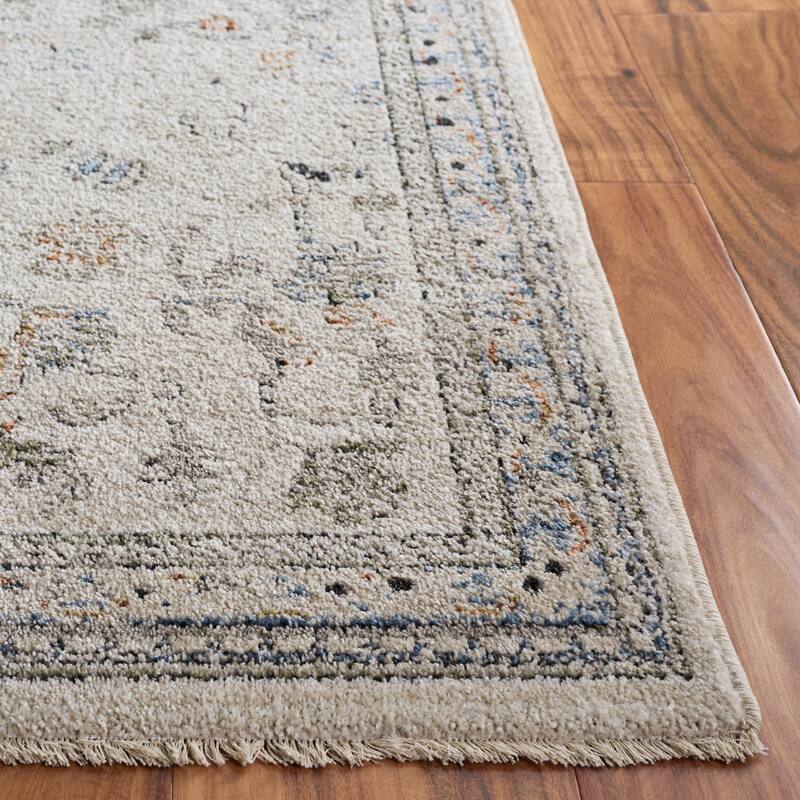SAFAVIEH Grove Lieschen Traditional Floral Rug