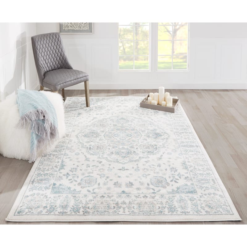 Momeni Brooklyn Heights Polyester Blend Traditional Medallion Area Rug