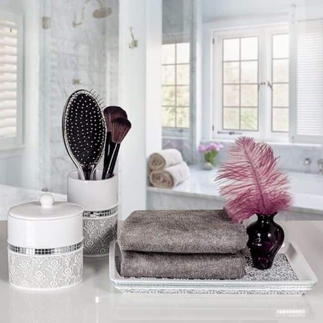Creative Scents Mirror Damask Gray and White Qtip Holder - White /Grey - Grey /White