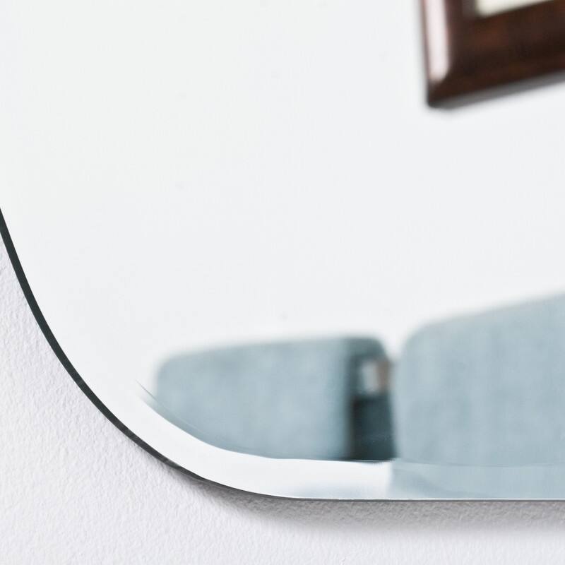 Sydney Modern Oval Frameless Bathroom Mirror - 31.5 x 23.6