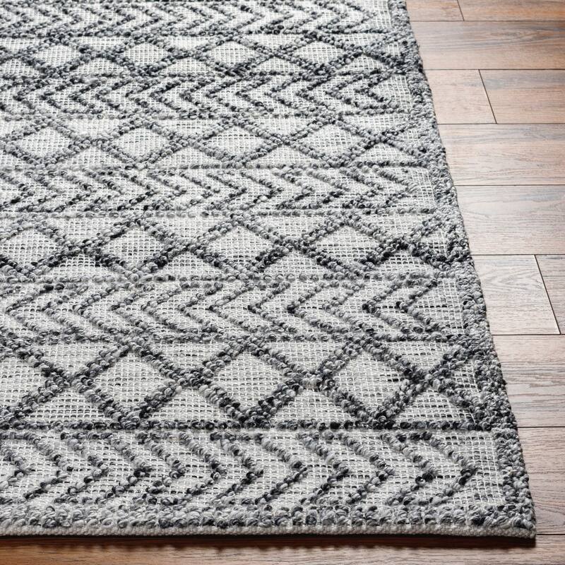 Novenae Handmade Performance Outdoor Safe Area Rug