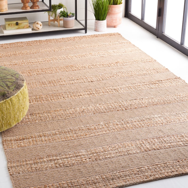 SAFAVIEH Handmade Natural Fiber Jalynn Geometric Seagrass Rug - 6'6" Square - Taupe/Natural