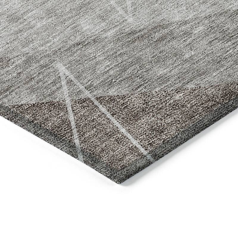 HomeRoots Geometric Transitional Rectangle Outdoor Rug