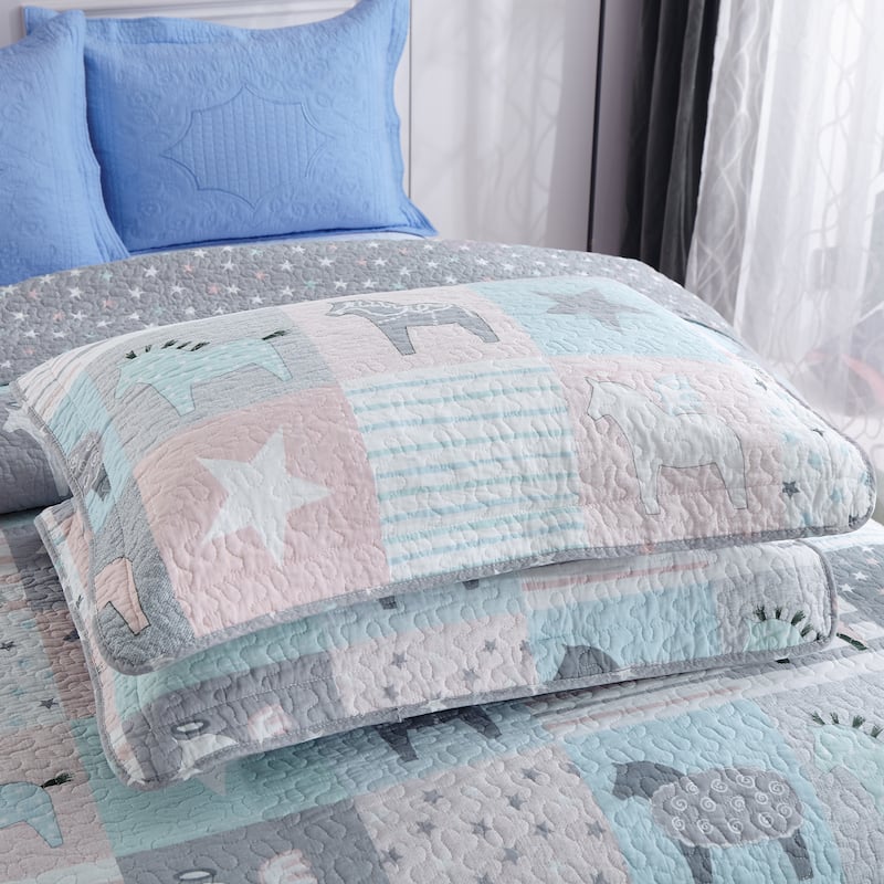 S&S Printed Ponies Reversible 100% Cotton Quilt Set