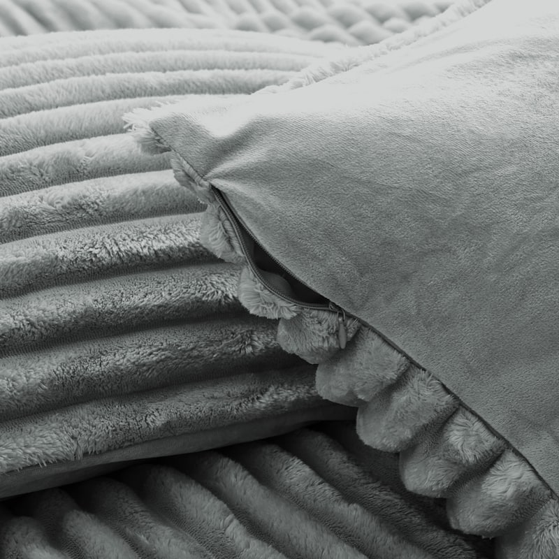 Flannel Fleece Plush Fuzzy Comforter Set Fluffy Winter Bedding Set with 2 Pillowcases
