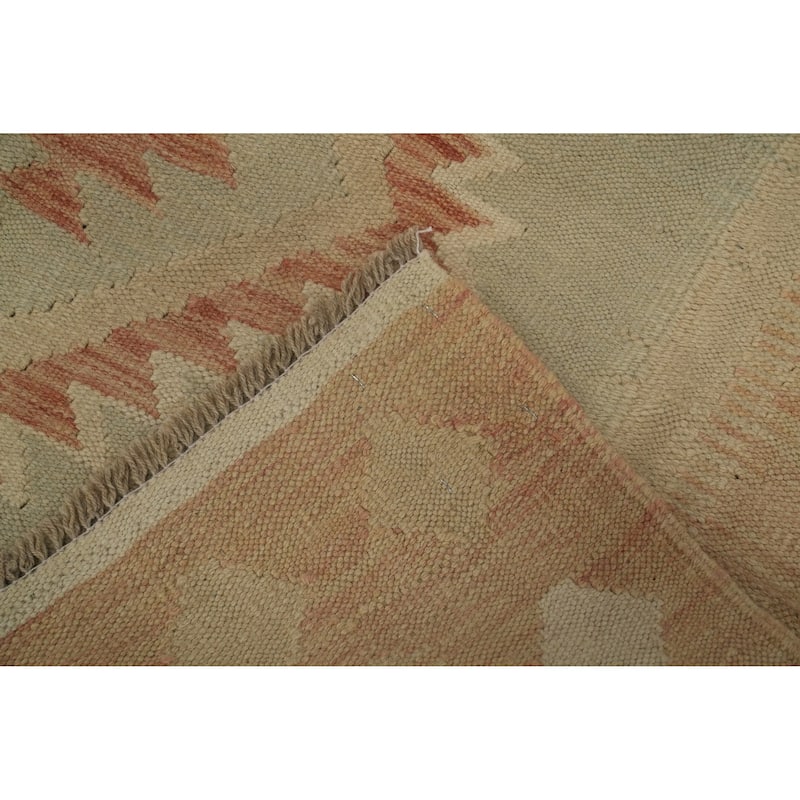 Hand Woven Southwestern Wool Green Geometric Area Rug - 6' 0'' X 3' 9''