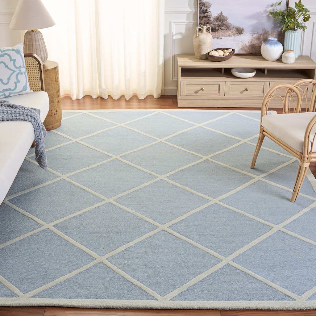 SAFAVIEH Handmade Cambridge Vija Modern Moroccan Wool Rug