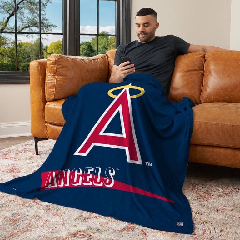 MLB CC Throwback Silk Touch Throw Blanket