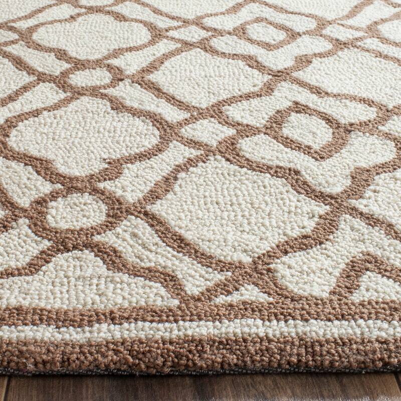 SAFAVIEH Handmade Four Seasons Laurence Floral Rug