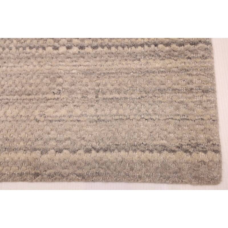 ECARPETGALLERY Hand Loomed Loreto Light Grey Wool Rug - 5'6 x 7'10
