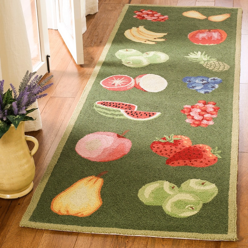 SAFAVIEH Handmade Chelsea Sefkije French Country Fruit Wool Rug - 2'6" x 12' Runner - Hunter Green