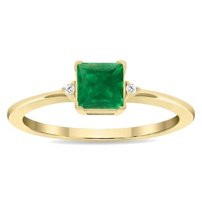 Women's Square Shaped Emerald and Diamond Classic Band in 10K Yellow Gold
