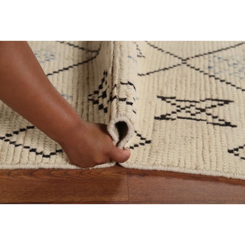 All-Over Design Ivory Moroccan Area Rug Handmade Oriental Wool Carpet - 5'2"x 8'8"