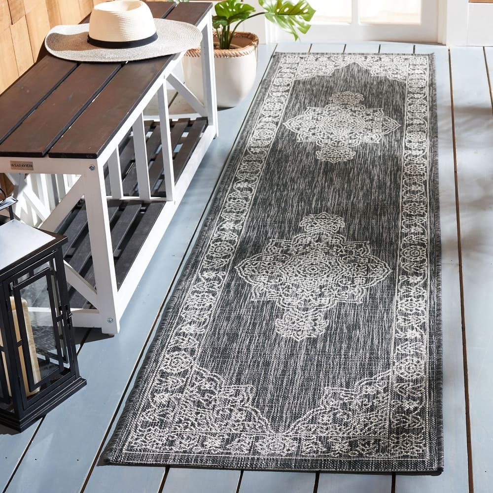 SAFAVIEH Courtyard Jumanah Indoor/ Outdoor Waterproof Patio Backyard Rug