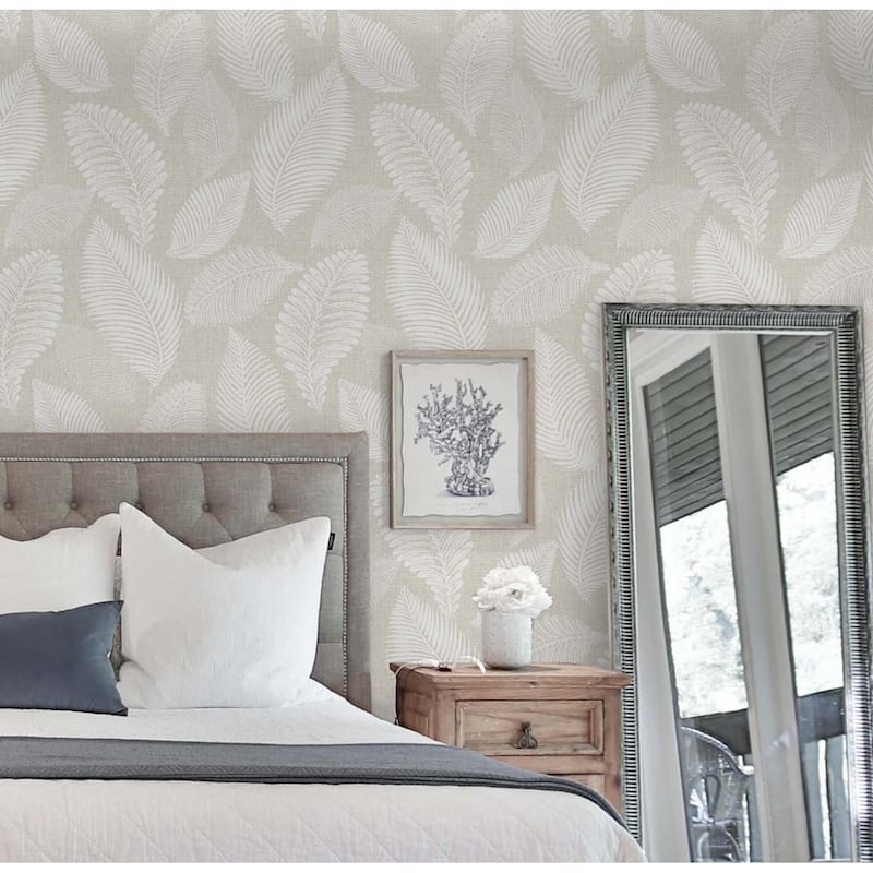 Seabrook Designs Tossed Leaves Nonwoven Unpasted Wallpaper
