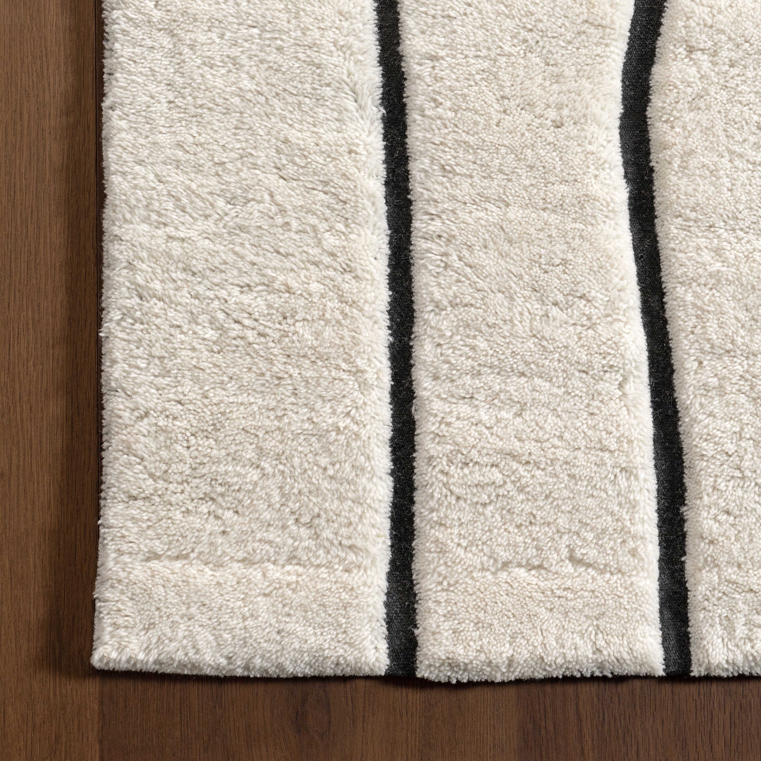 Nazco Abstract New Zealand Wool Area Rug - On Sale - Overstock