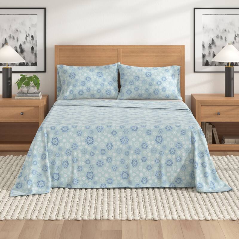 Linery & Co. Turkish Cotton Double-Brushed Christmas Flannel Bed Sheet Set - California King - Blue Snowflake