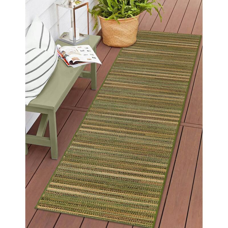 Liora Manne Marina Stripes Indoor/ Outdoor Area Rug - 1'11" x 7'6" - Green