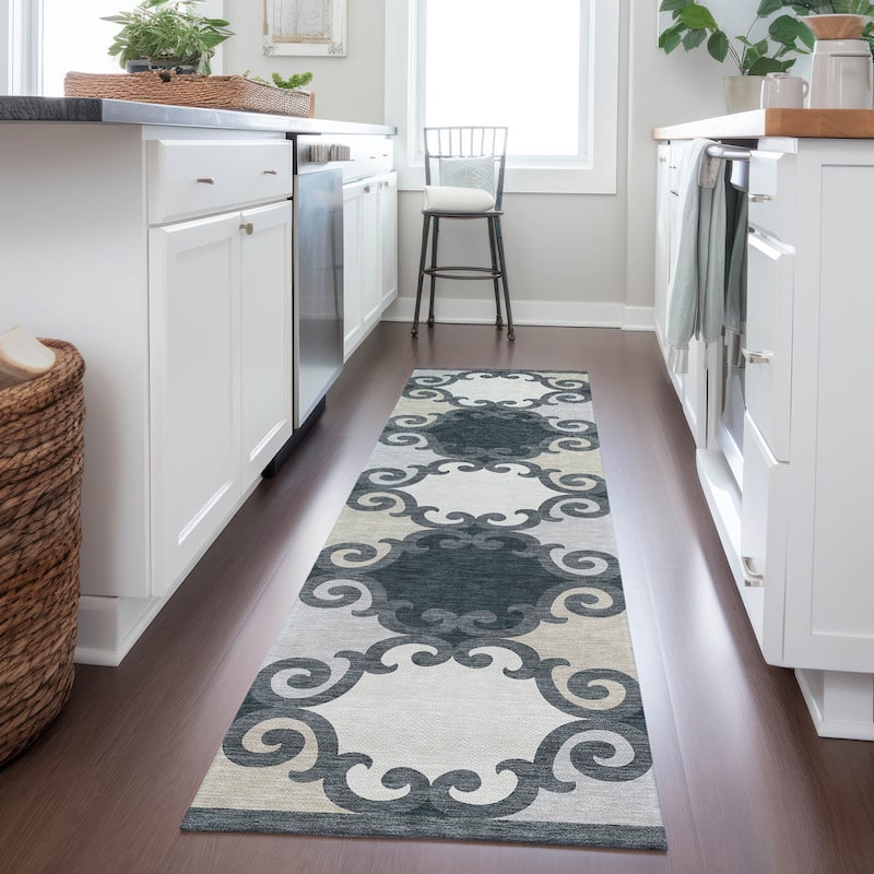 Machine Washable Indoor/ Outdoor Chantille Traditional Scroll Rug