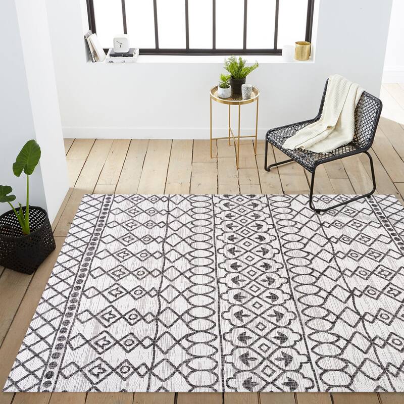 JONATHAN Y Nokat Tribal Bohemian Indoor/Outdoor Area Rug