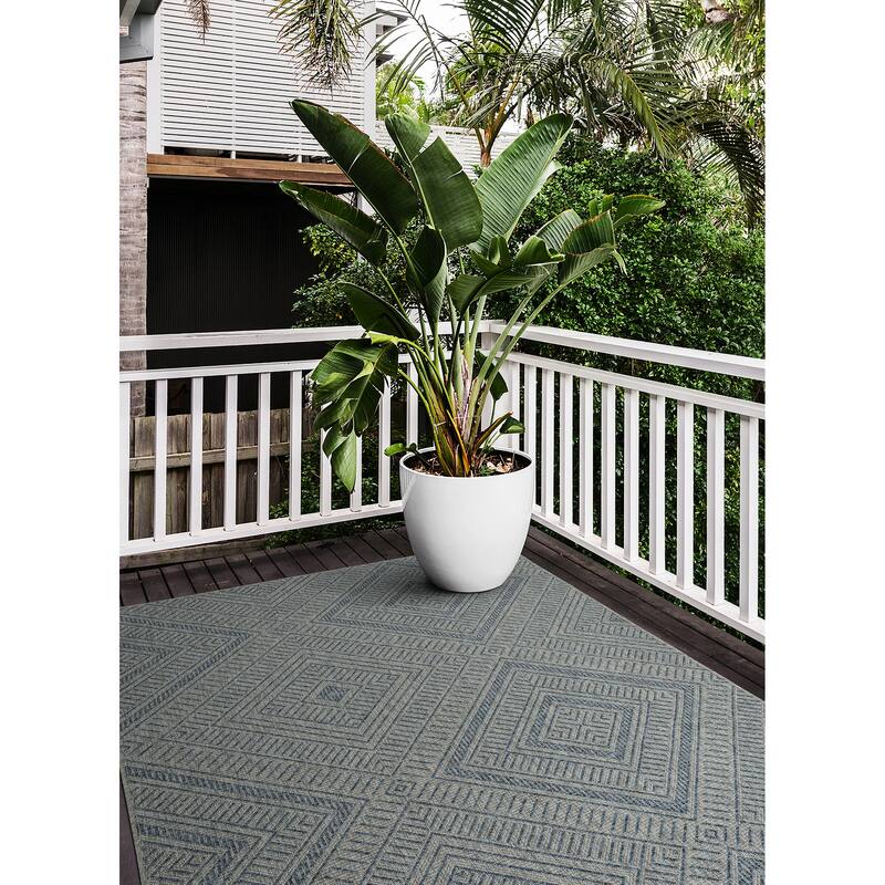 Kaleen Bacalar Collection Indoor Outdoor Polypropylene Area Rug