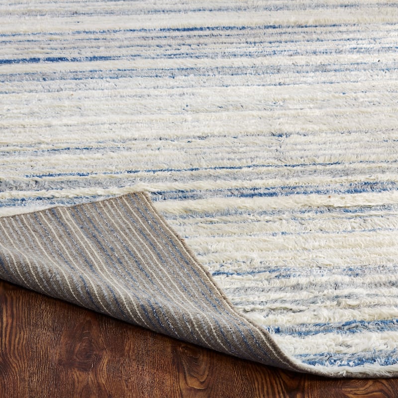 Abstract Shag Blue/White Area Rug