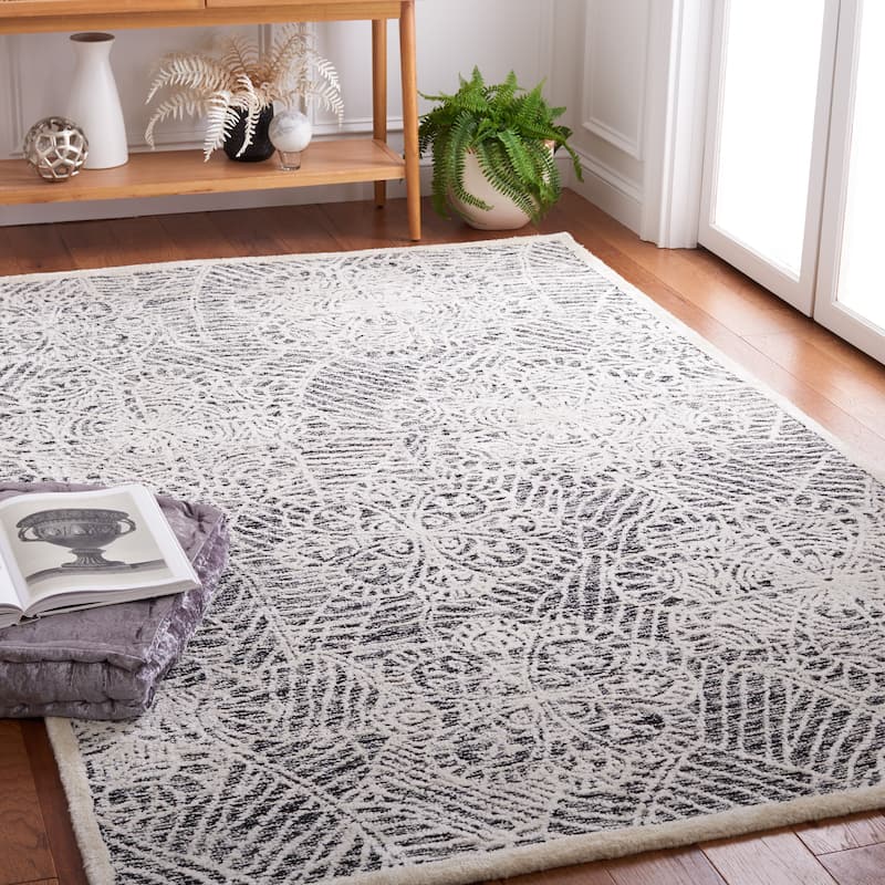 SAFAVIEH Handmade Precious Kaya Rug - 4' x 6' - Black/Ivory