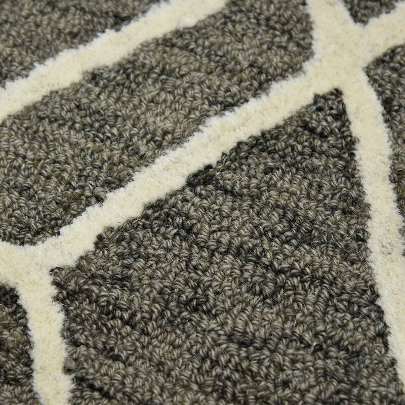 Visalle Duncan Hand-Hooked Wool Area Rug