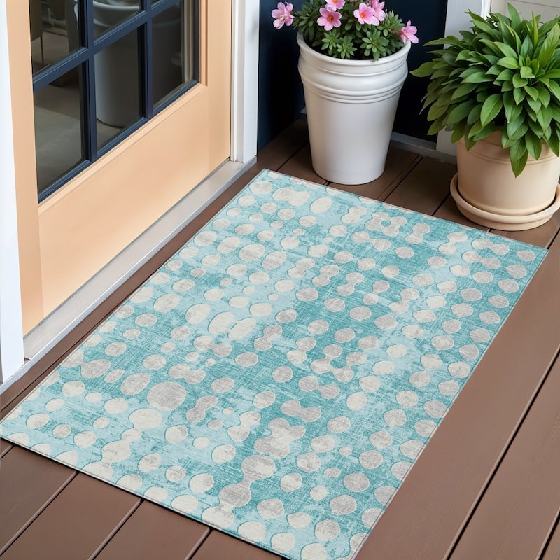 HomeRoots Abstract Transitional Rectangle Outdoor Rug - 3' x 5'