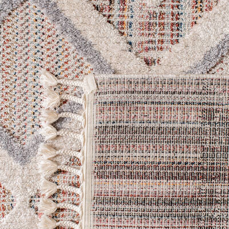 SAFAVIEH Marrakech Moroccan Elenore Boho Braided Tassel Area Rug