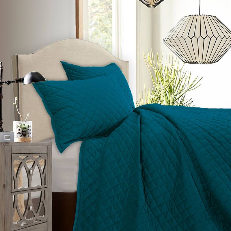 HiEnd Accents Velvet Diamond 3 Piece Quilt Set with Pillow Shams
