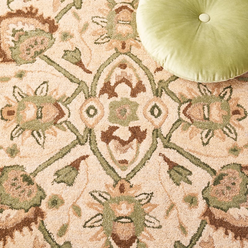 SAFAVIEH Handmade Antiquity Varvara Oriental Wool Rug