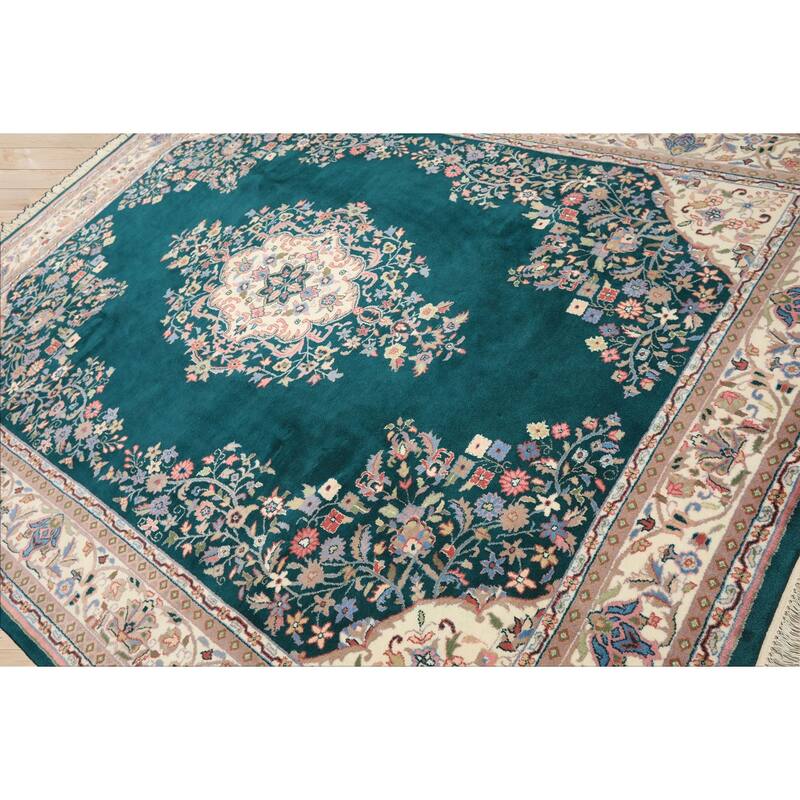 7'5''x9'6'' Hand Knotted Wool Emerald Taabriz Traditional Plush Pile Area Rug - 7' 5'' x 9' 6''